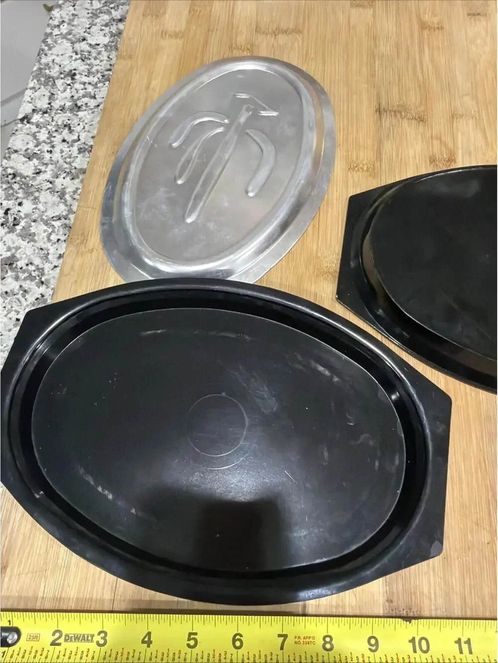 2 NORDICWARE Steak Sizzle Plate Holders #310 Heavy Aluminum platters *